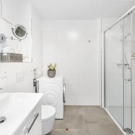 Marina Sunrise אולפניץ